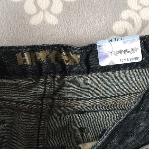 Uproar - Super Skinny Jeans For Girls - Picture 7 of 7